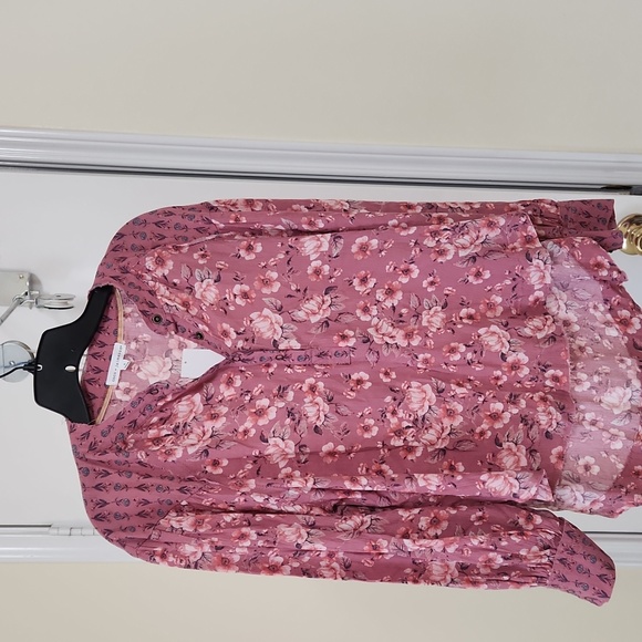 Top - Picture 1 of 6